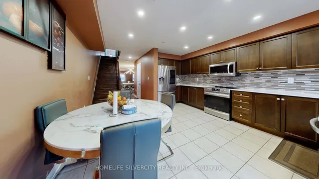 Additional image 16 of 41 Padbury Tr