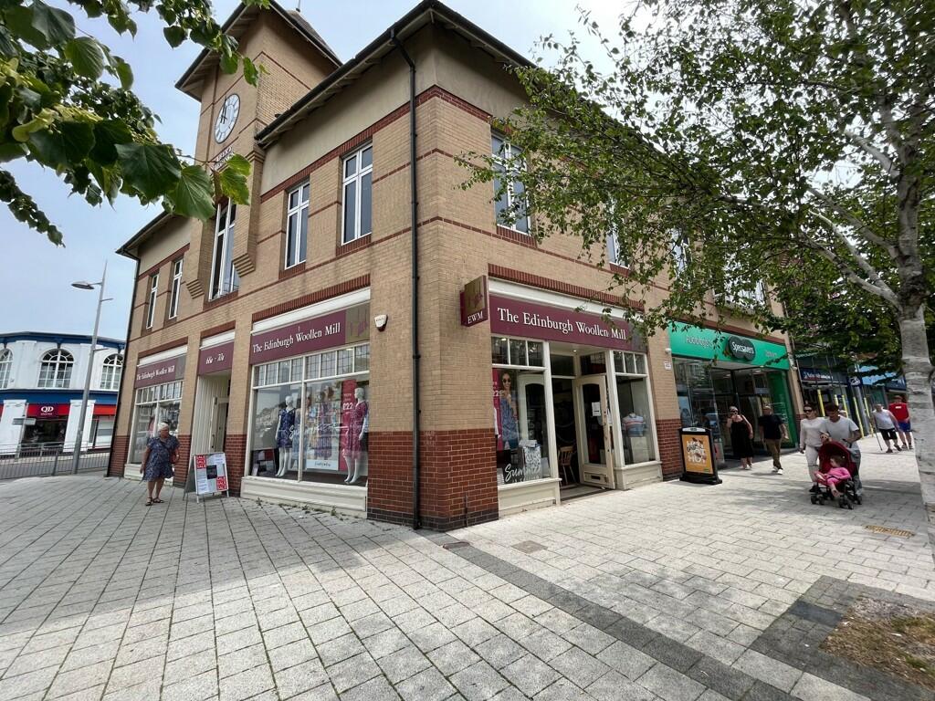 Additional image 7 of 68a-70a Pier Avenue, Clacton On Sea, Essex, CO15