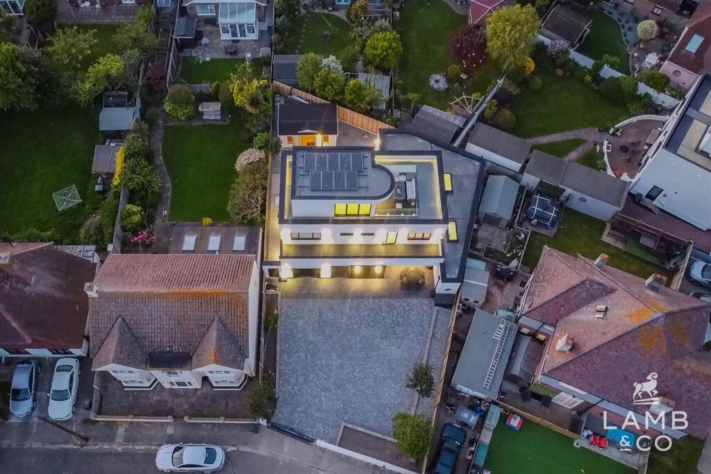 Additional image 29 of Freshwinds, Percival Road, Walton On The Naze