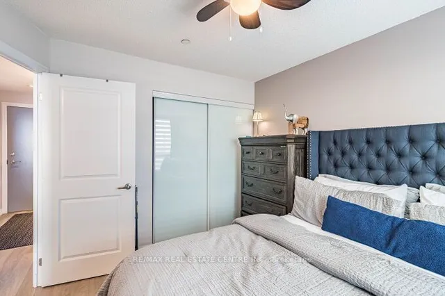 Additional image 30 of 80 Esther Lorrie Dr Unit 1116