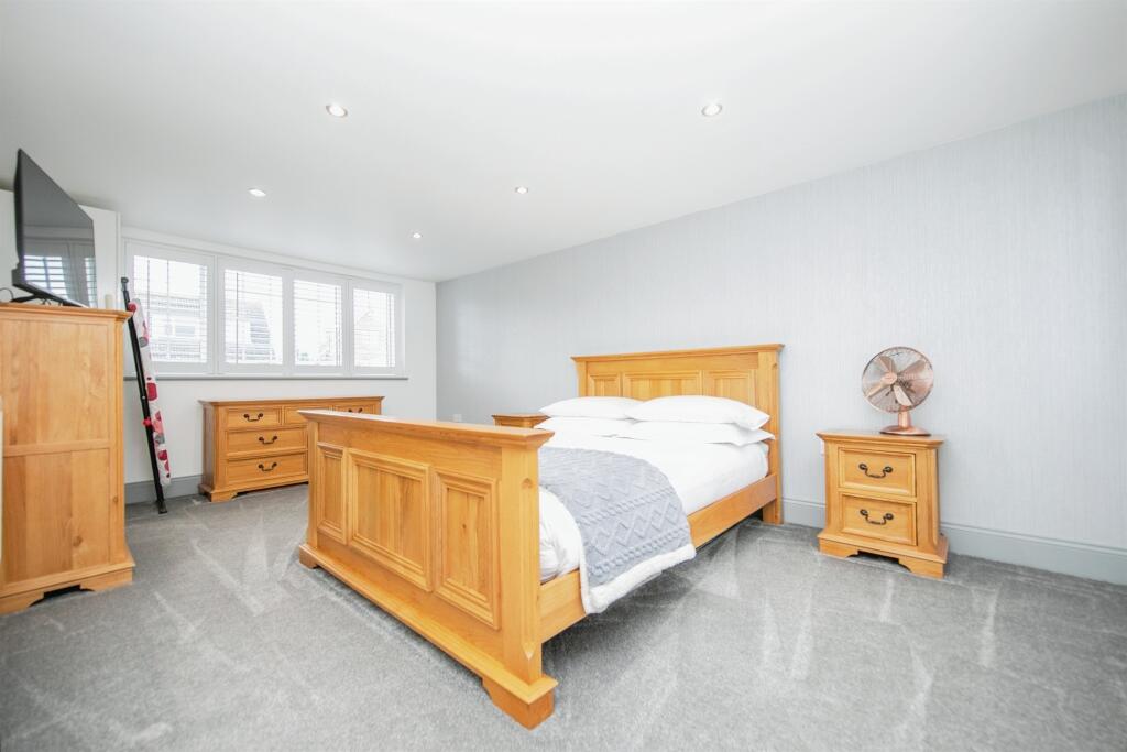 Additional image 9 of The Approach, Clacton-On-Sea