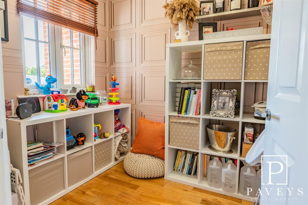 Additional image 15 of Kirby Road, Walton On The Naze