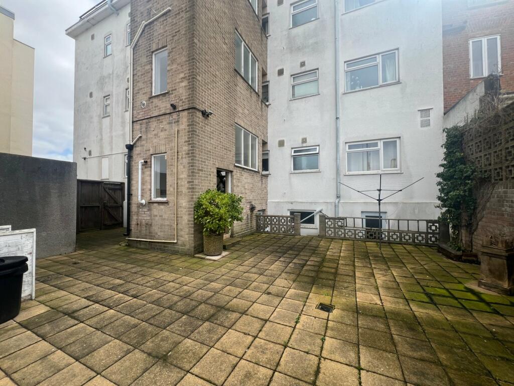 Additional image 26 of The Parade, WALTON ON THE NAZE, CO14