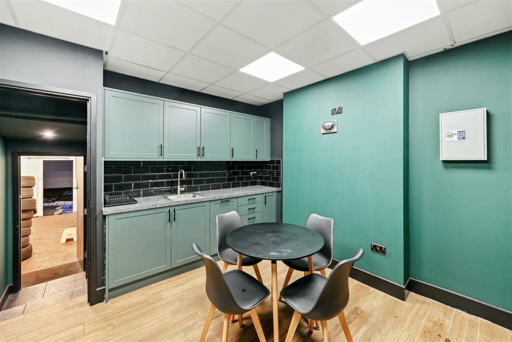 Additional image 4 of Selsdon Road, South Croydon