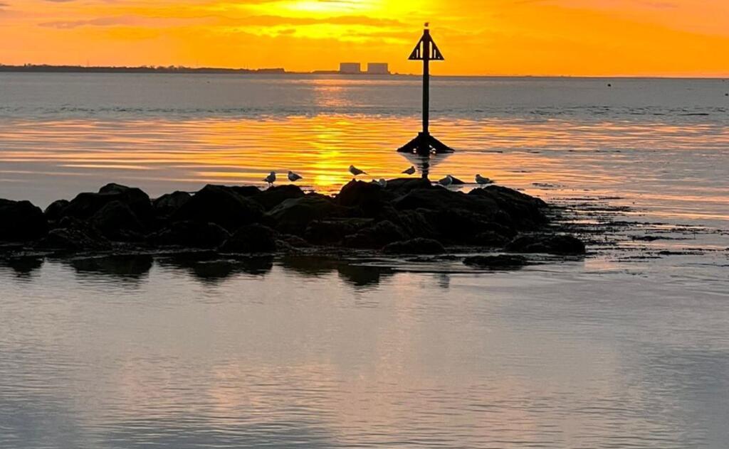 Additional image 43 of Eastern Promenade, Point Clear Bay, Essex, CO16