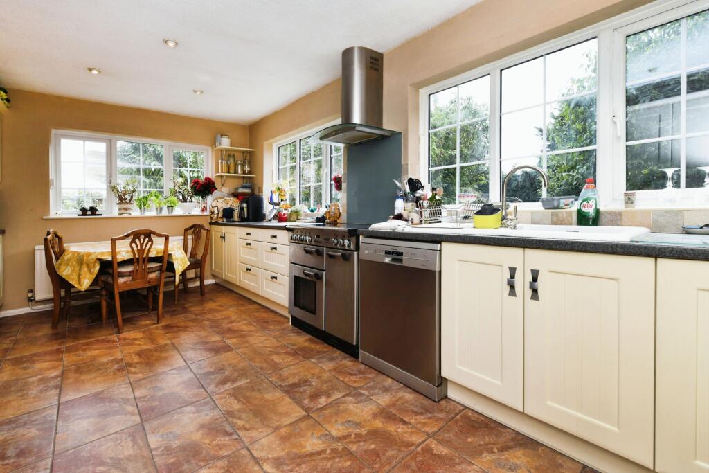 Additional image 6 of Gablefields, Chelmsford, CM2