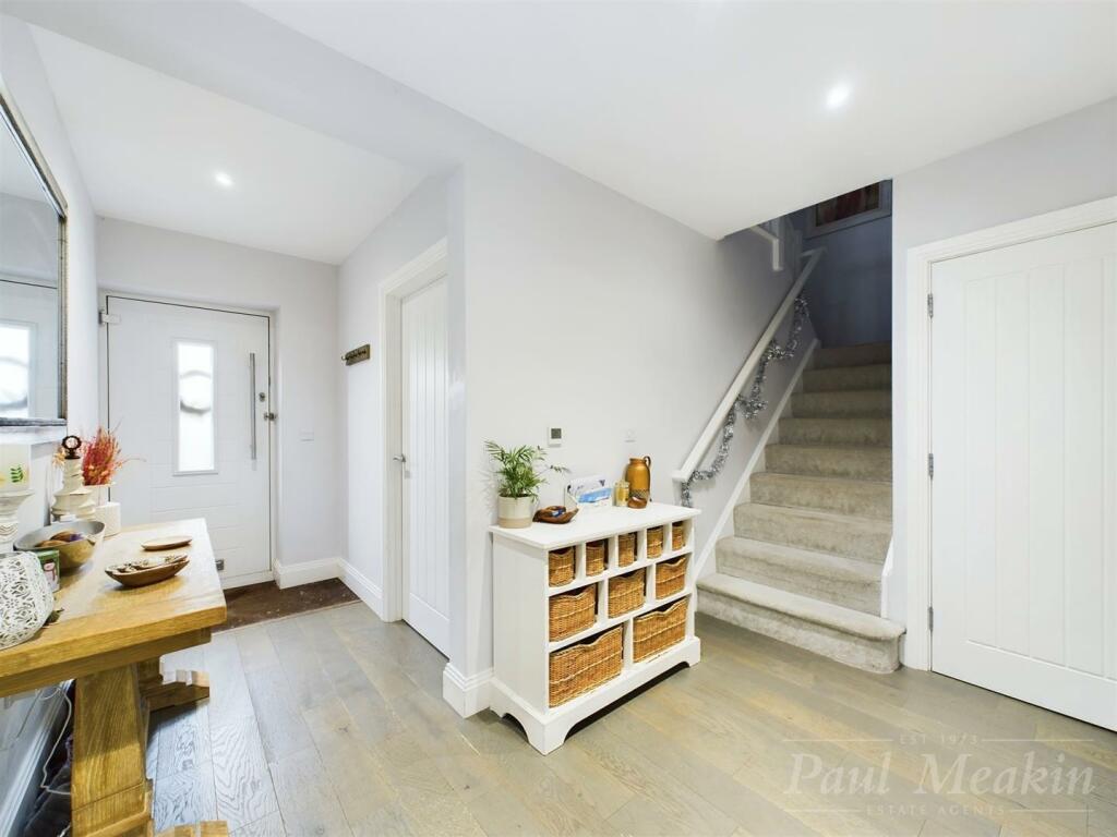 Additional image 4 of Cranleigh Close, South Croydon