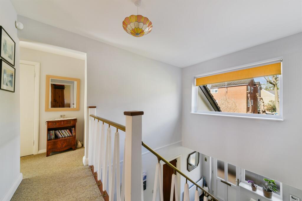 Additional image 15 of Campden Road, South Croydon