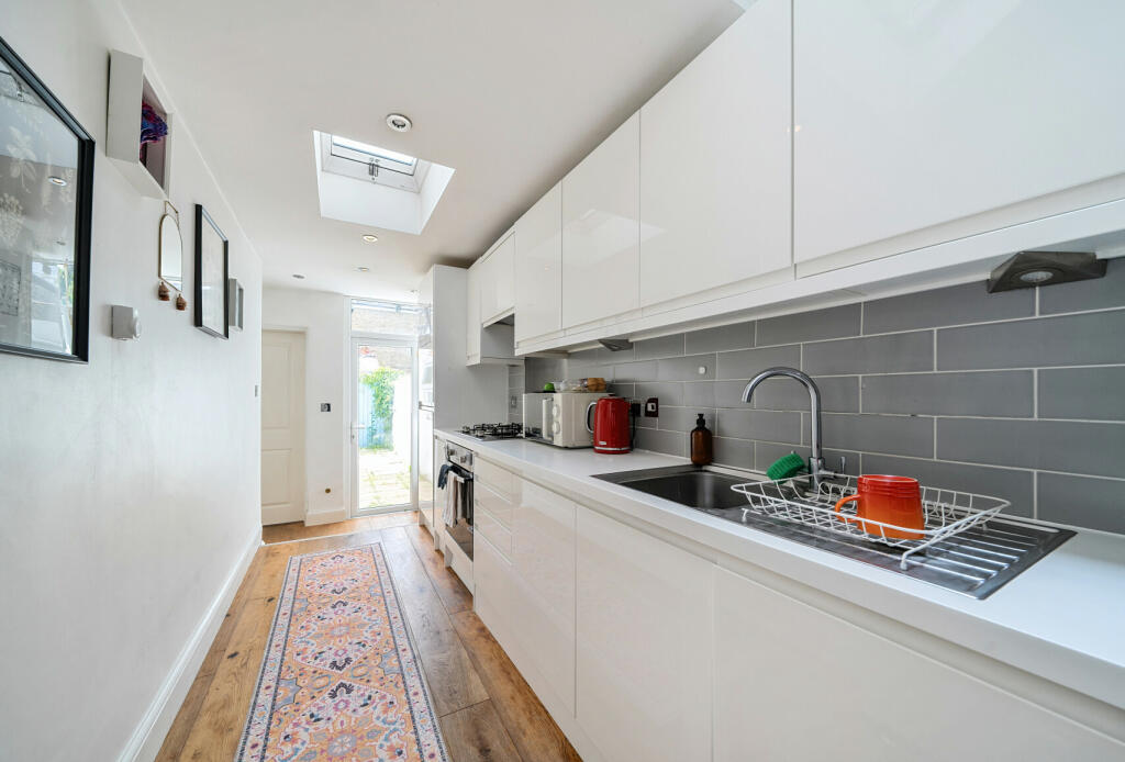 Additional image 3 of London Road, Mitcham, CR4