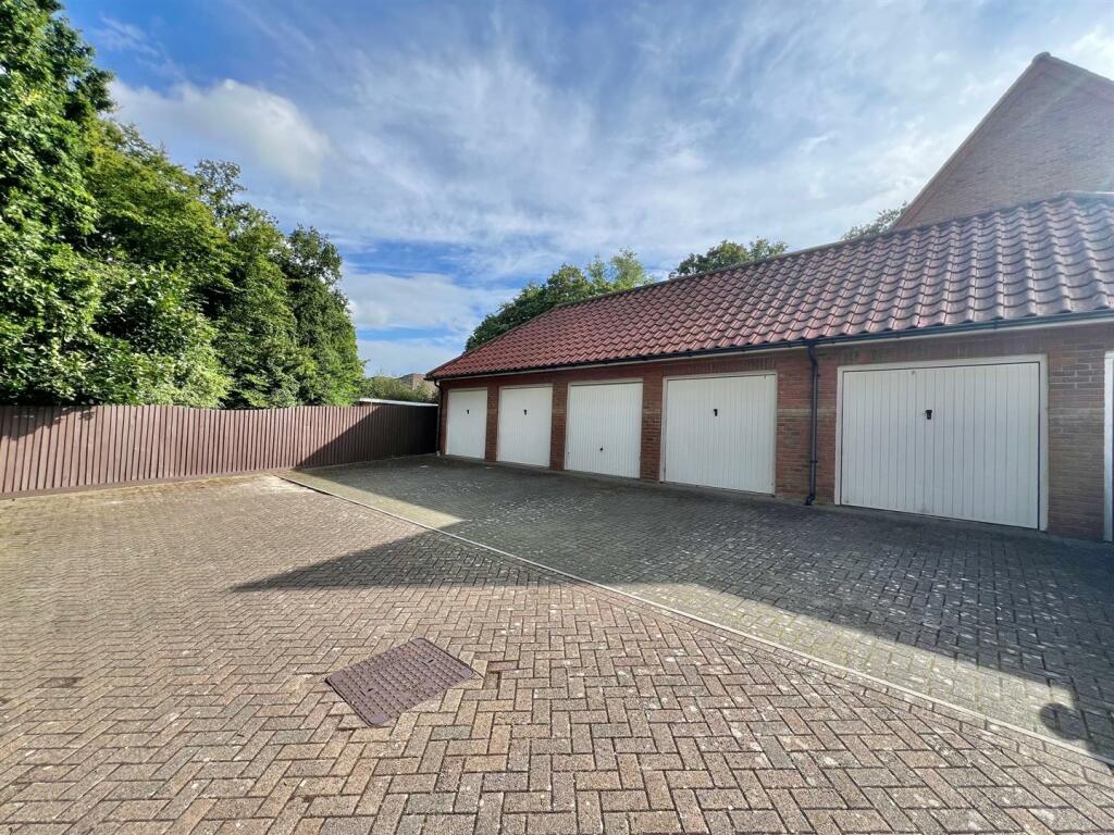 Additional image 10 of Sawyers Grove, Brentwood, Essex