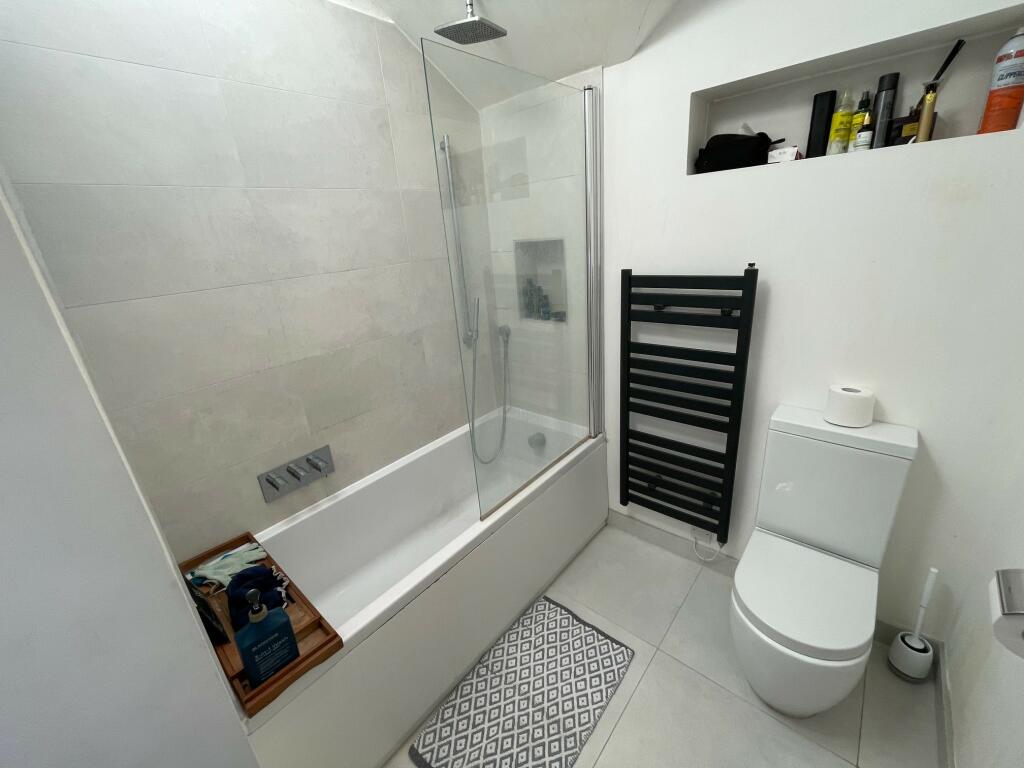 Additional image 20 of Oakview, Mill Lane, Hook End, Brentwood, Essex CM15 0PP