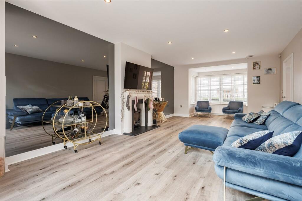 Additional image 16 of Buckingham Road, Epping