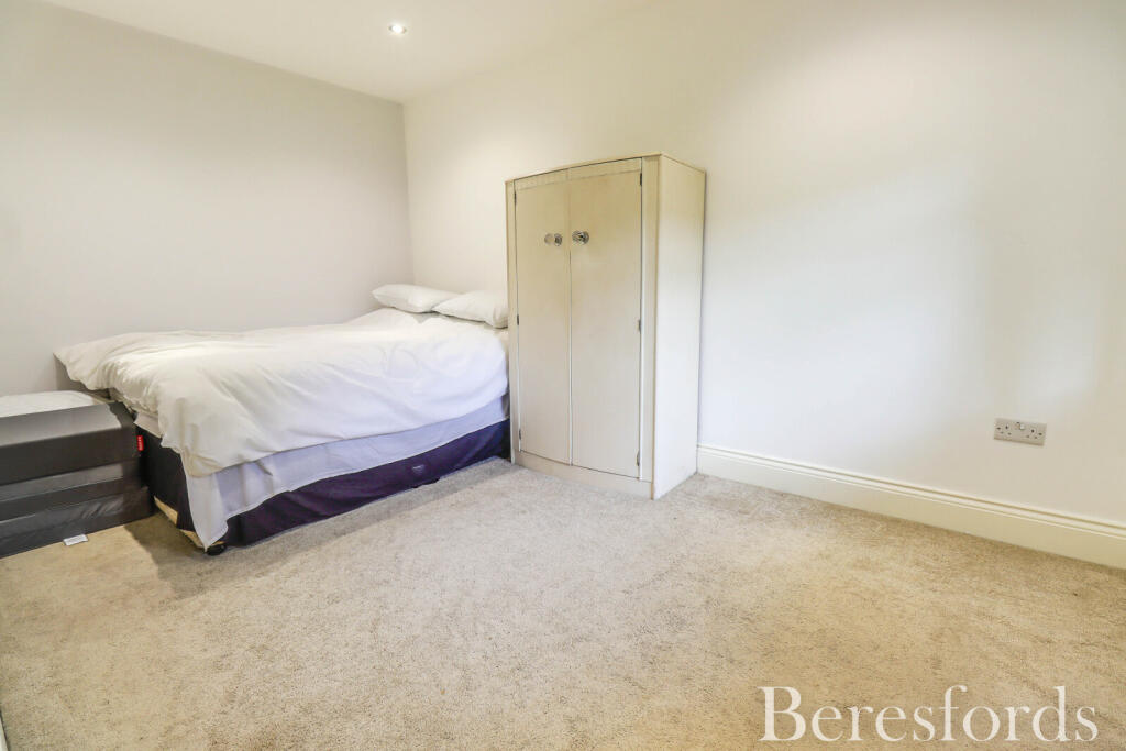 Additional image 6 of Coxtie Green Road, Pilgrims Hatch, CM14