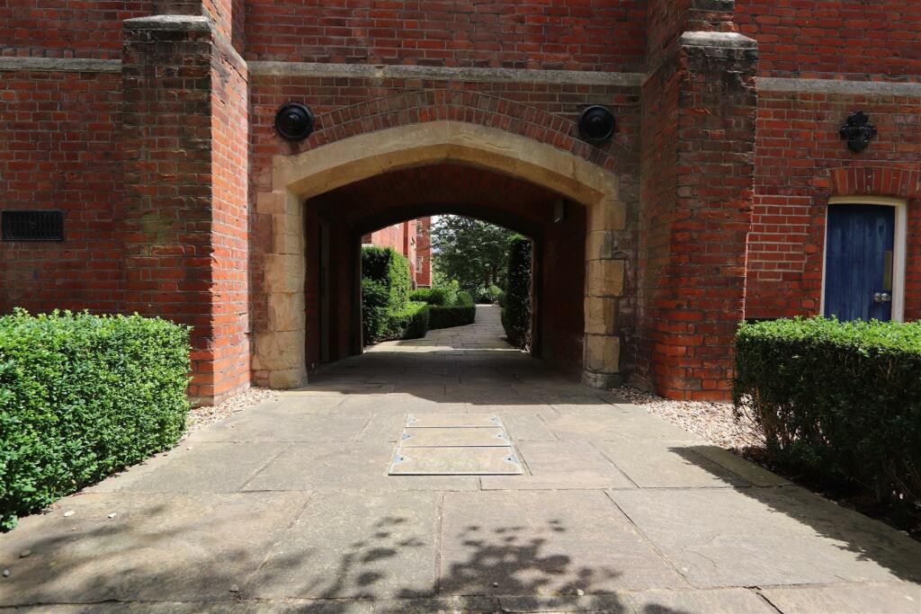 Additional image 11 of The Galleries, Warley, Brentwood