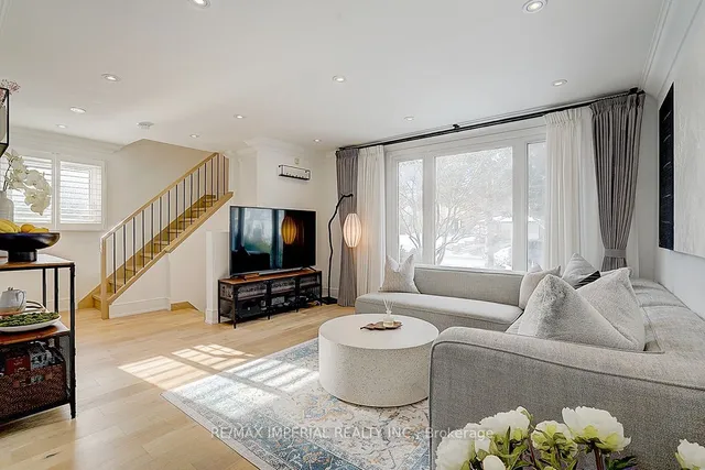 Additional image 8 of 3 Guytoi Crt