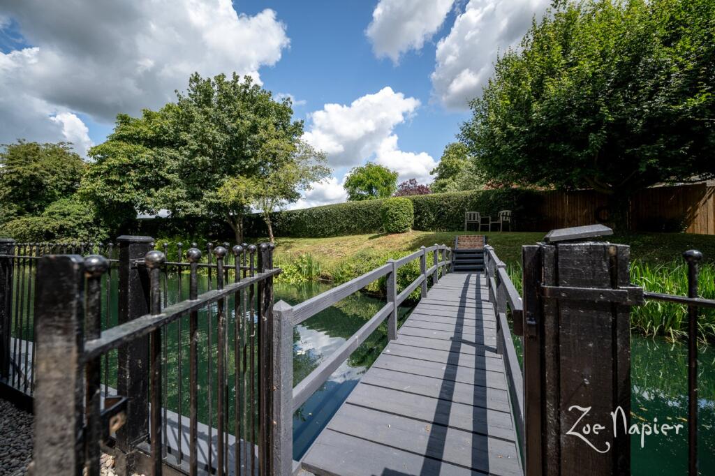 Additional image 7 of Bocking