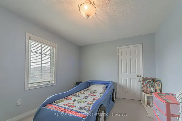 Additional image 31 of 92 Oaklea Blvd