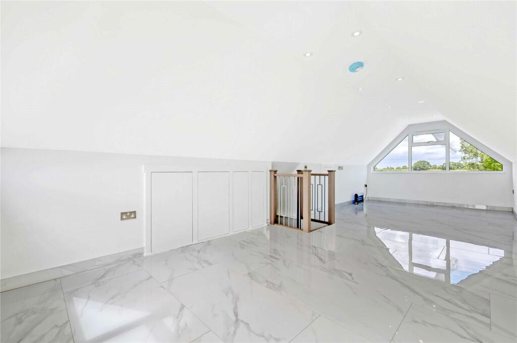 Additional image 18 of Stock Lane, Ingatestone, CM4