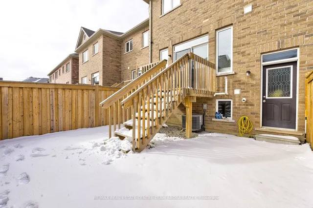 Additional image 22 of 41 Hogan Manor Dr