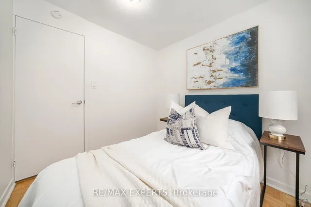 Additional image 16 of 54 Dennis Ave