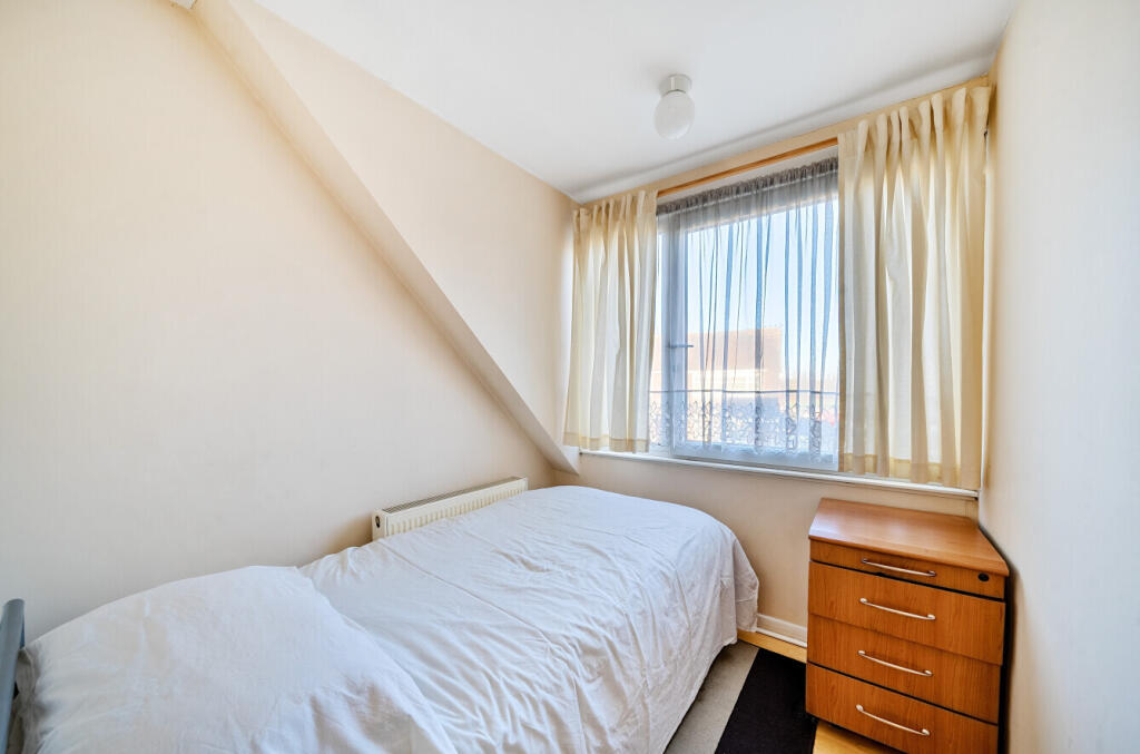 Additional image 13 of Crossways Road, Mitcham, CR4