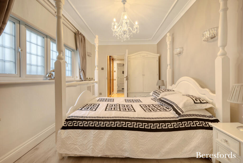 Additional image 14 of Hall Green Lane, Hutton, CM13