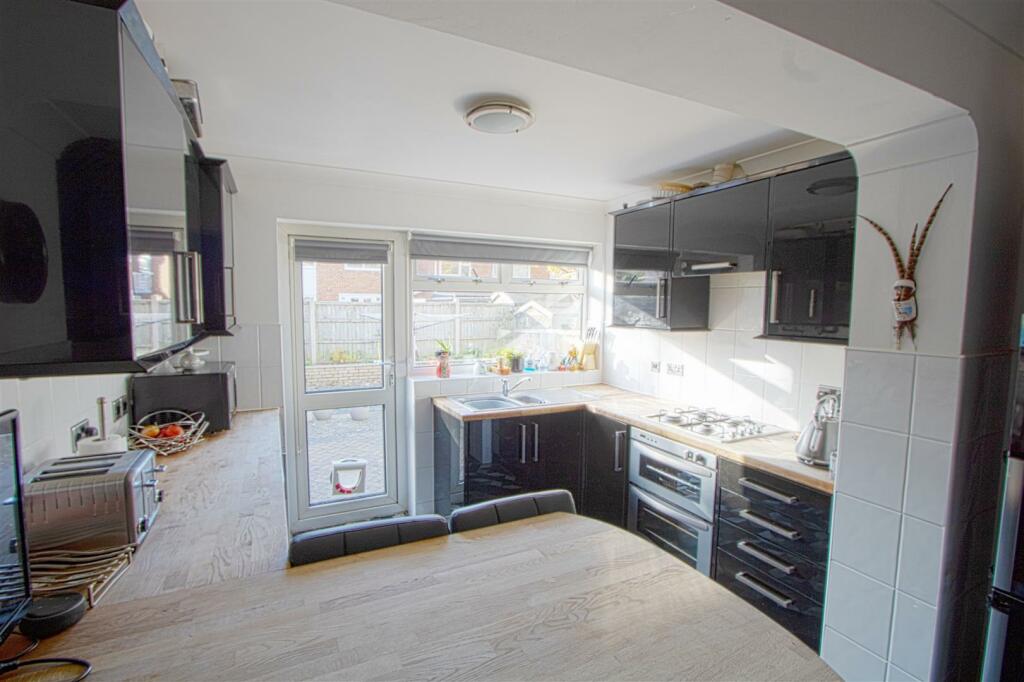 Additional image 4 of Glanmire, Billericay