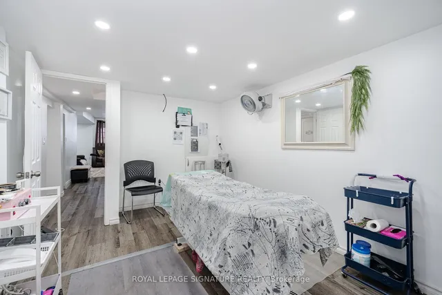 Additional image 36 of 32 Bay Breeze Dr