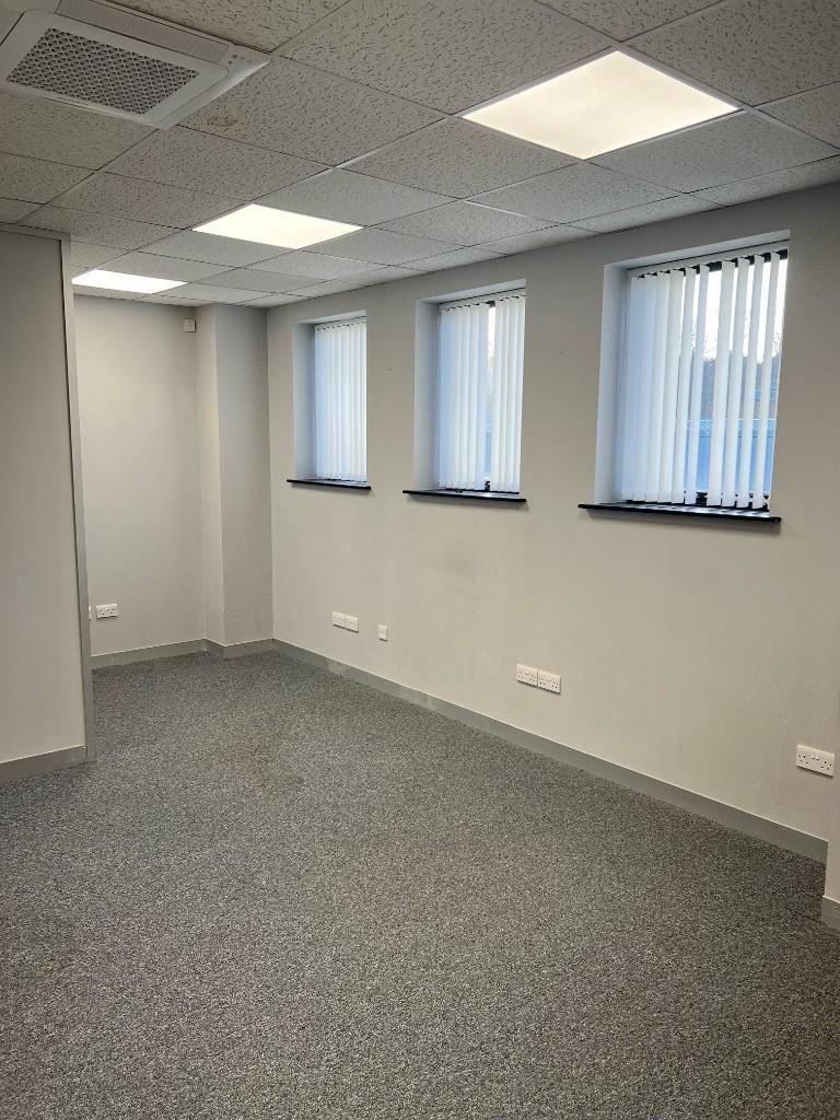 Additional image 4 of Unit 30e, Twyford Business Centre, London Road, Bishop's Stortford, Hertfordshire, CM23 3YT