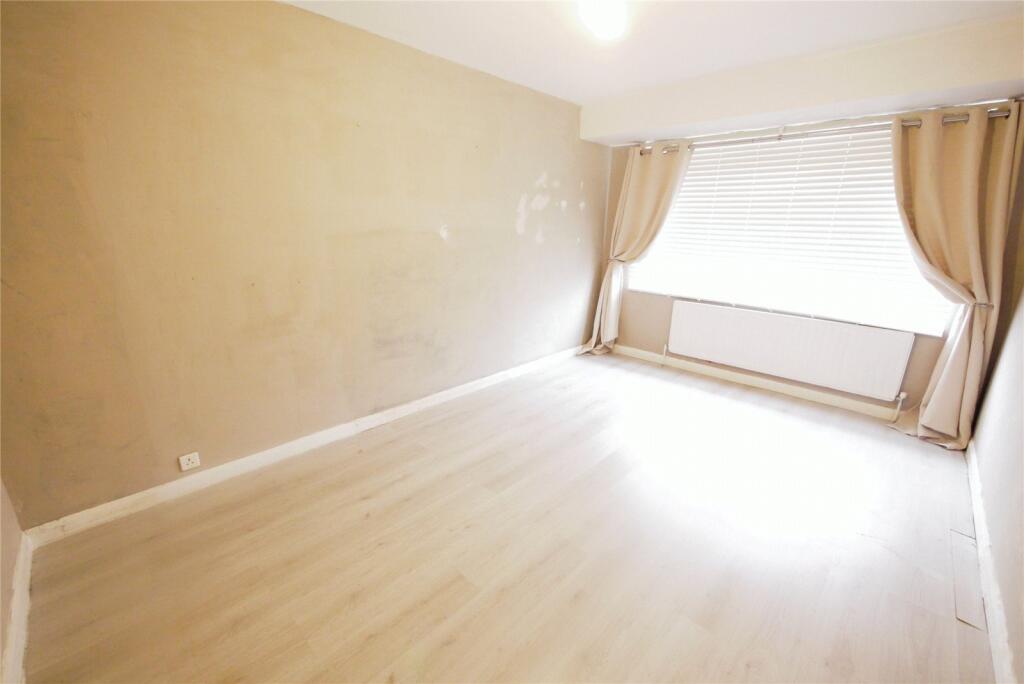 Additional image 6 of Wash Road, Hutton, Brentwood, Essex, CM13