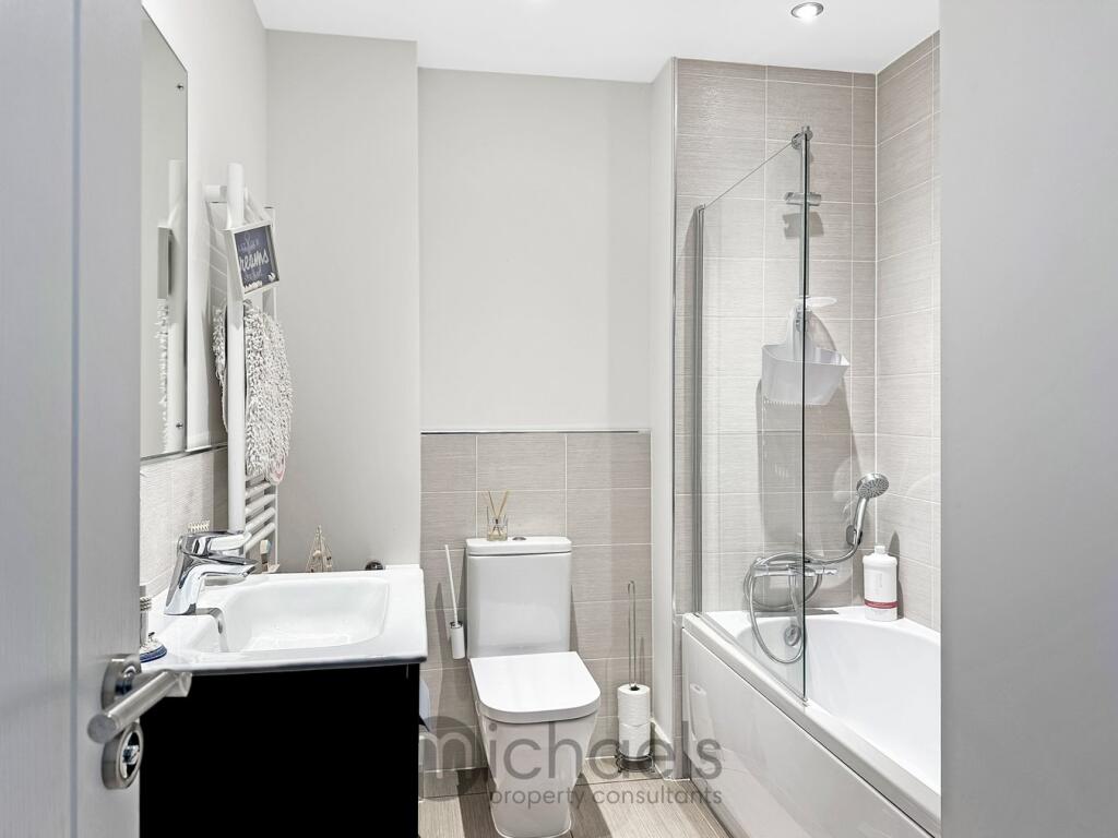 Additional image 14 of Quayside Parade, Rowhedge, Colchester, CO5