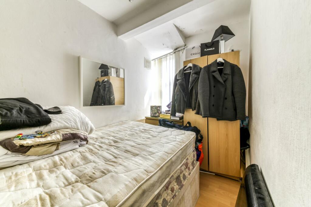 Additional image 8 of Walnut Tree Avenue, Mitcham, CR4