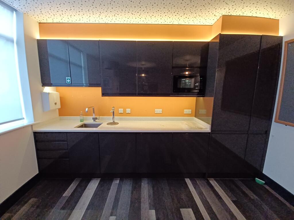 Additional image 4 of 526 Purley Way, Croydon, CR0 4RE