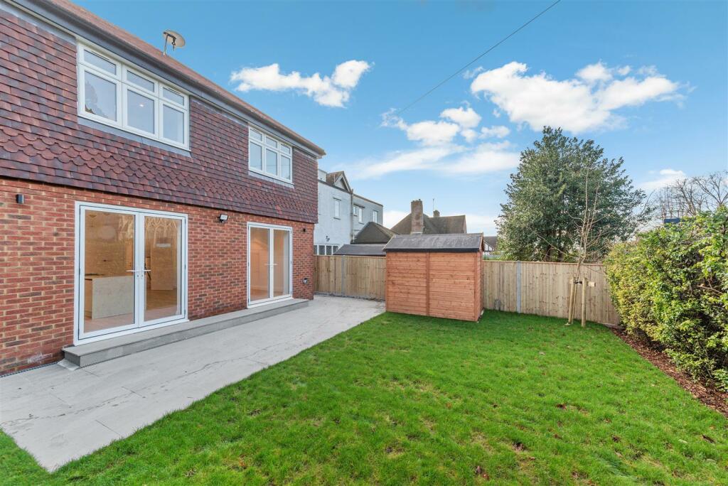 Additional image 8 of Harewood Road, South Croydon