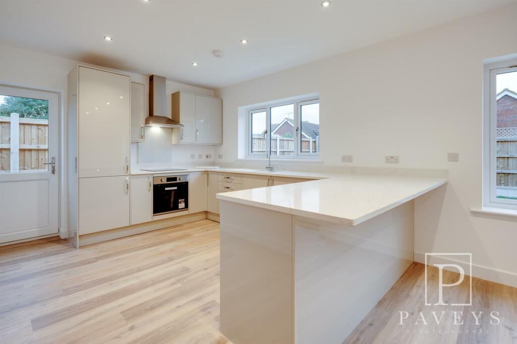 Additional image 6 of Turpins Lane, Kirby Cross, Frinton-On-Sea