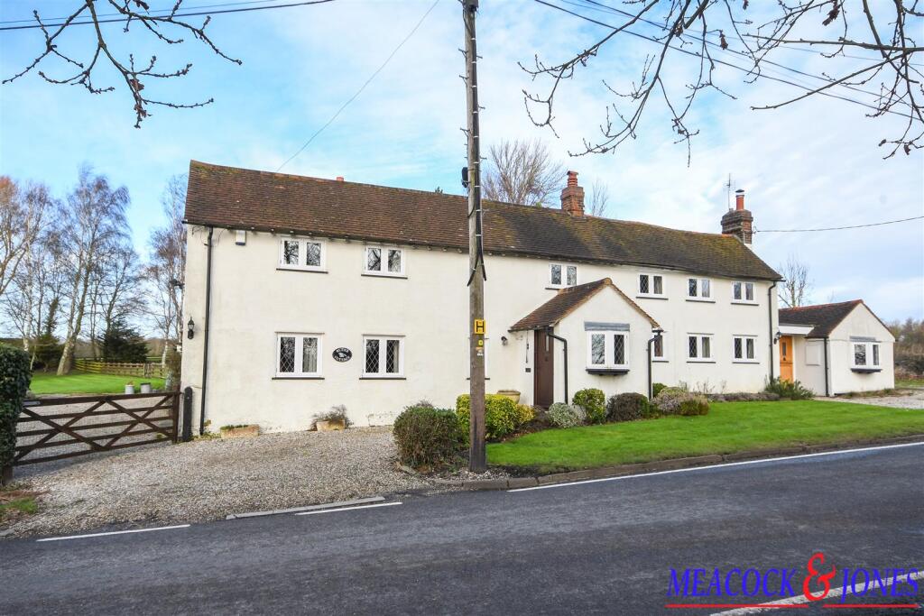 Additional image 40 of Blackmore Road, Fryerning, Ingatestone