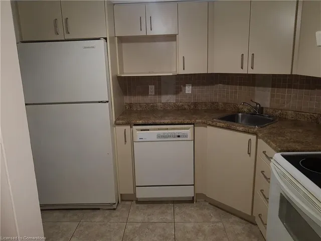 Additional image 8 of 61 Markbrook Lane Unit 101