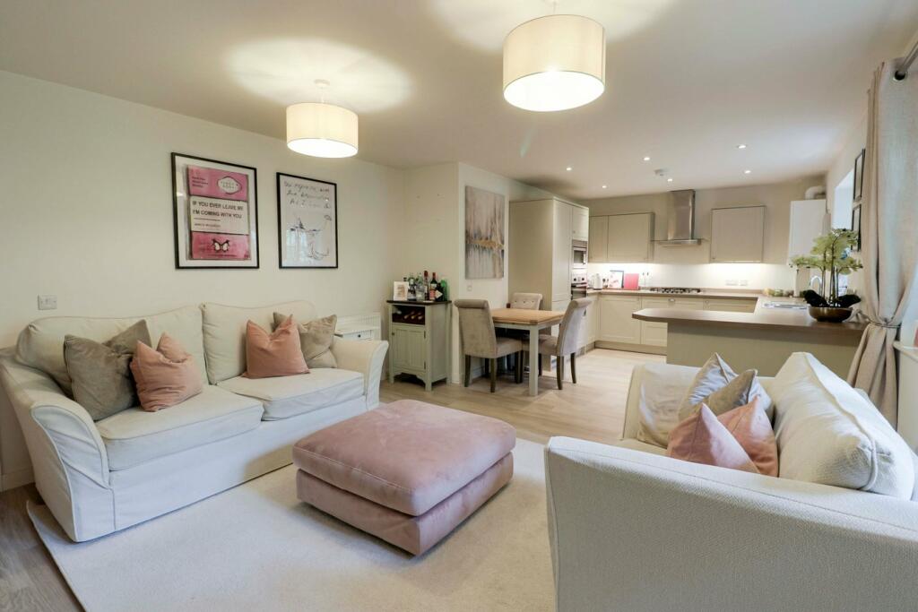 Additional image 2 of Hatfield Heath Road, Sawbridgeworth, CM21