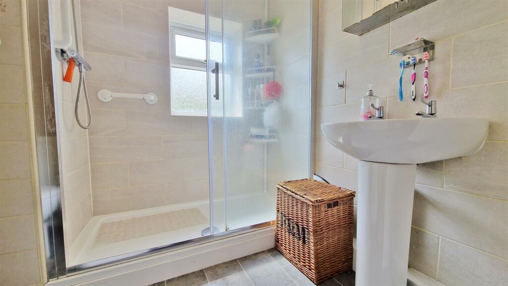 Additional image 17 of The Crescent, Great Holland