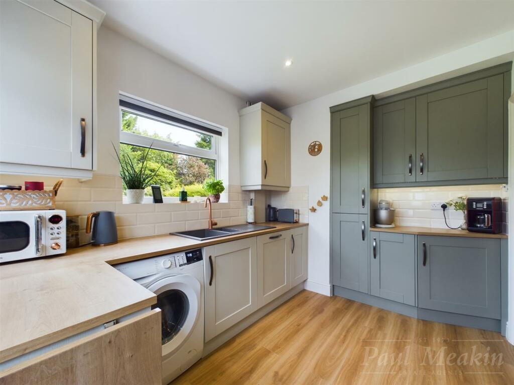 Additional image 5 of Mitchley Hill, South Croydon