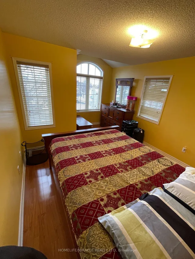 Additional image 16 of 26 Penbridge Circ