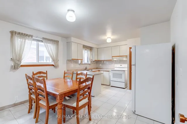 Additional image 16 of 45 Debby Crt