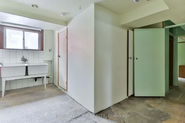 Additional image 27 of 49 Dixon Rd