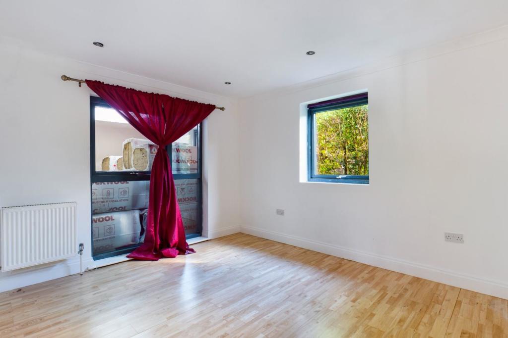 Additional image 18 of Doddinghurst Road, Doddinghurst, Brentwood