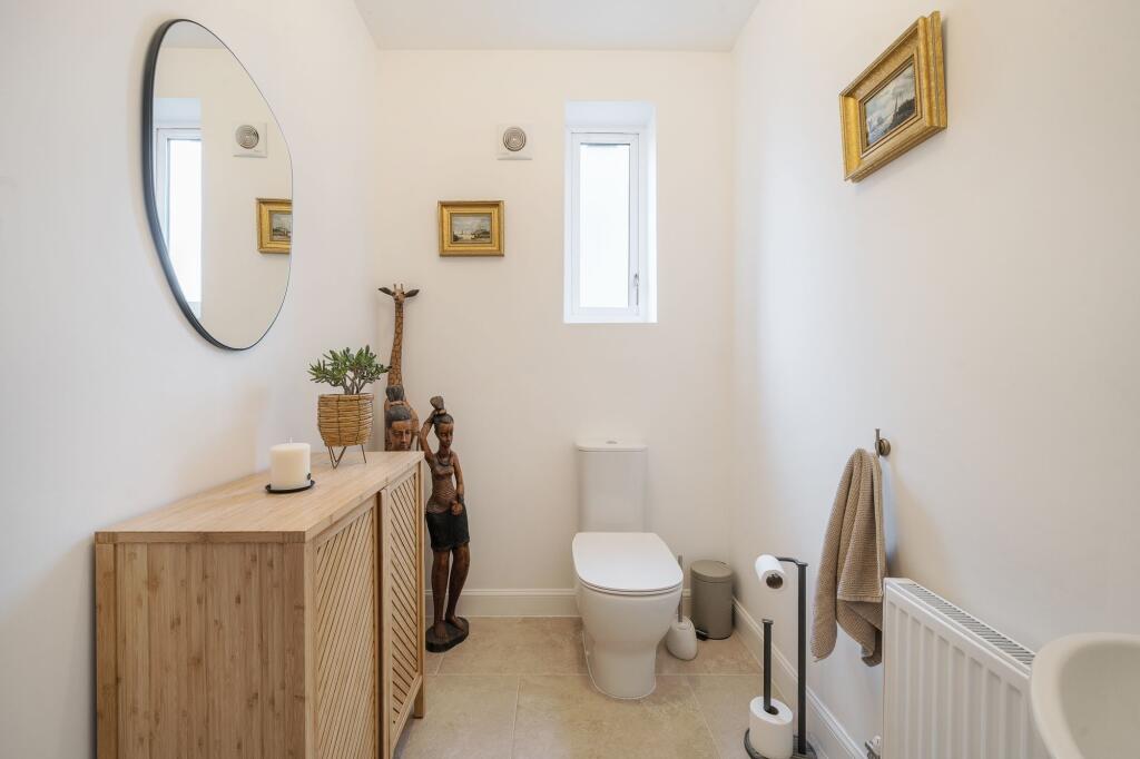 Additional image 14 of Van Brugh Avenue, Coulsdon, CR5