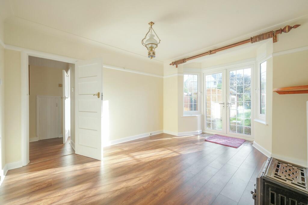 Additional image 7 of The Netherlands, Coulsdon, CR5