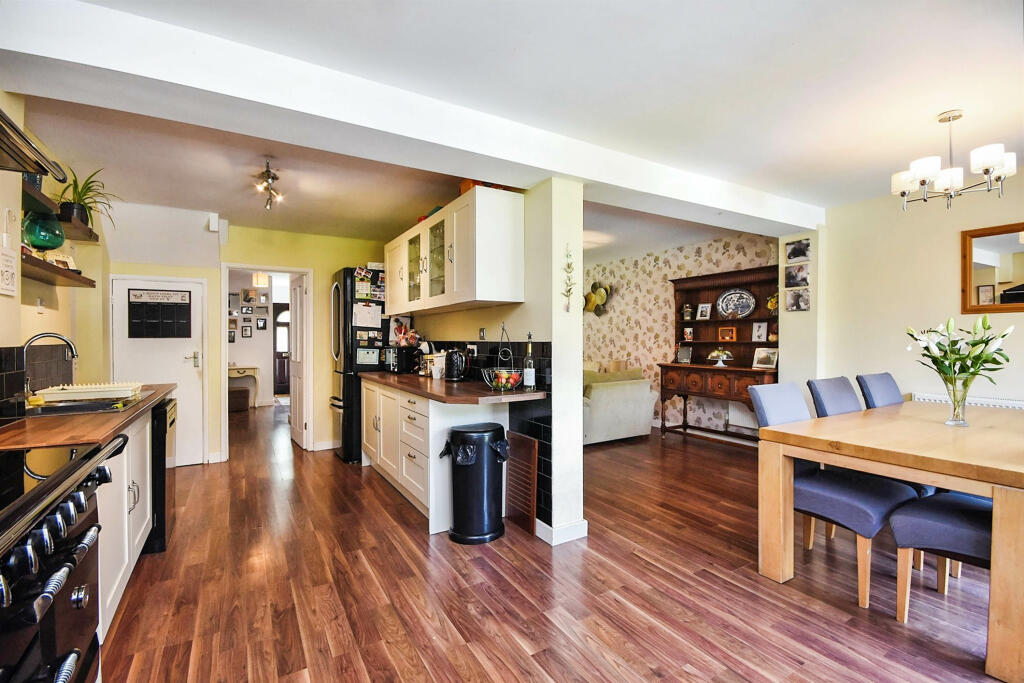 Additional image 5 of The Causeway, Toppesfield, Halstead