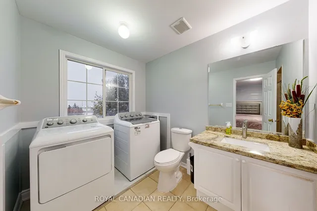 Additional image 28 of 11 Revelstoke Pl