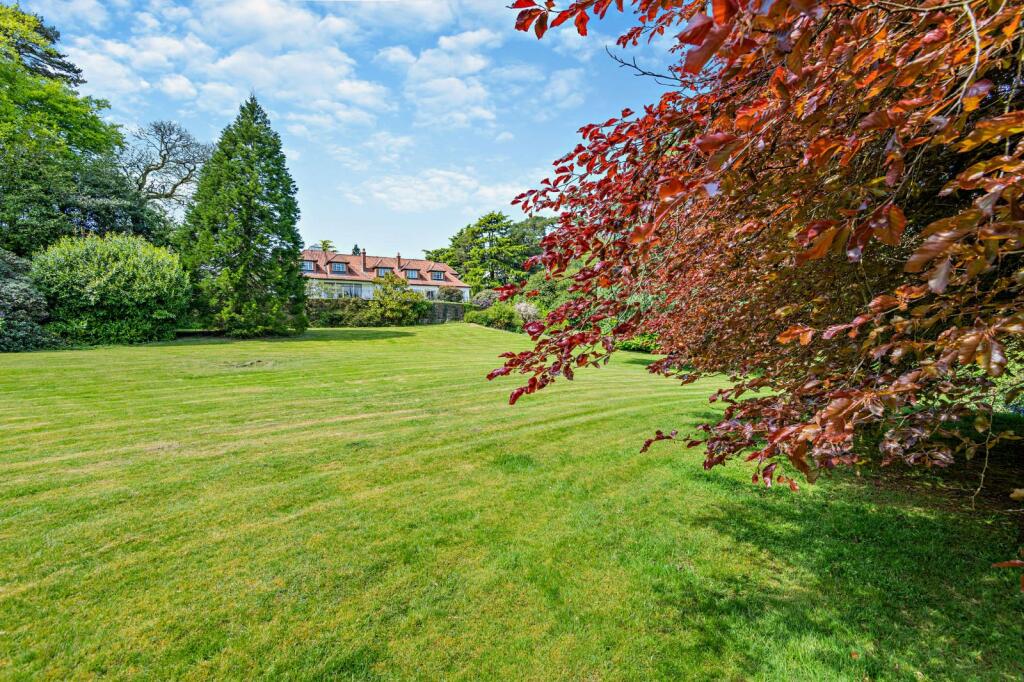 Additional image 33 of Tupwood Lane, Caterham, Surrey