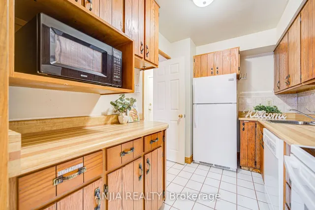 Additional image 17 of 165 Cherokee Blvd Unit 198